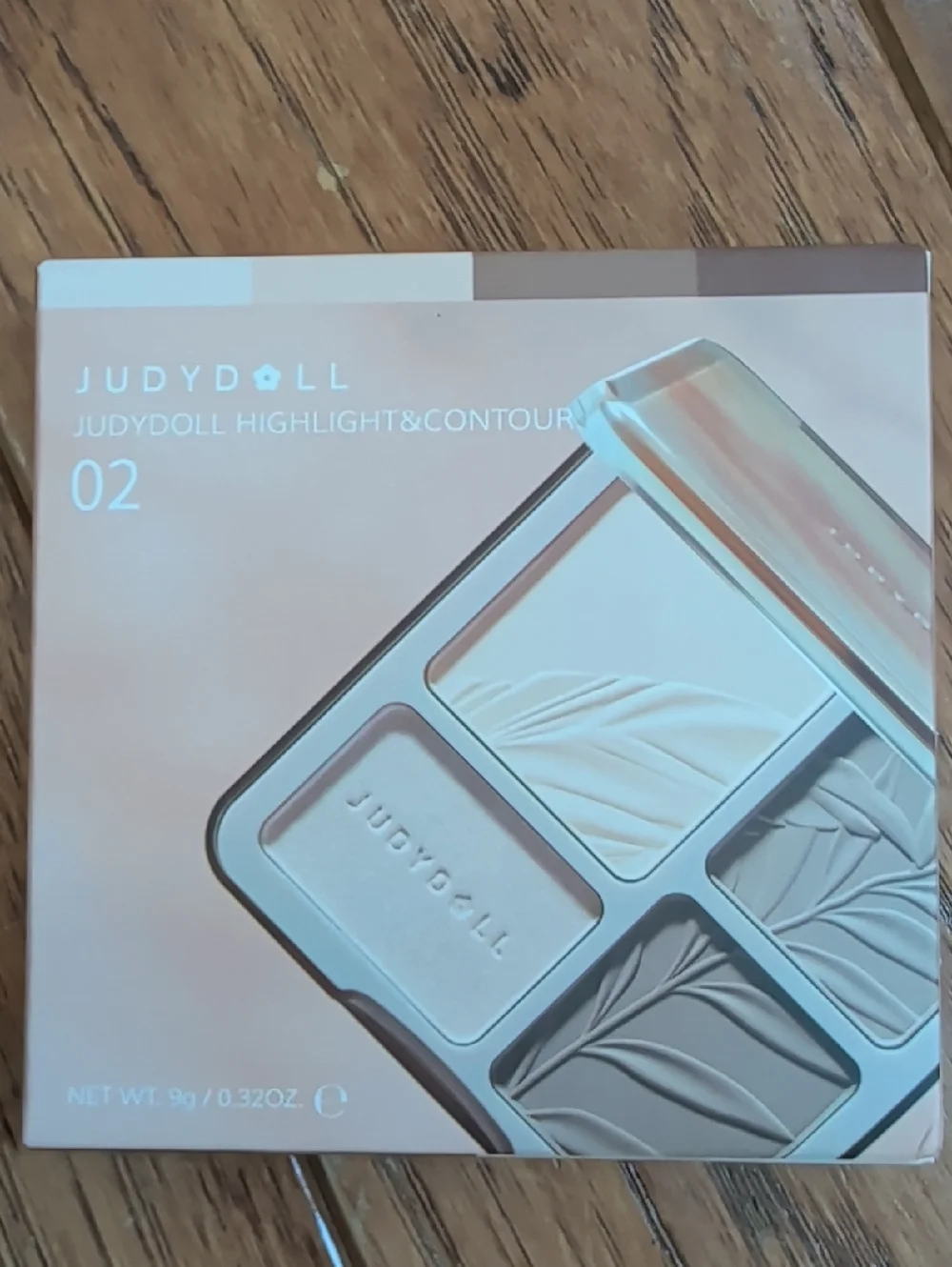 Highlight & Contour Palette - Shades 02 & 05 (Warm Beige/Bronze)